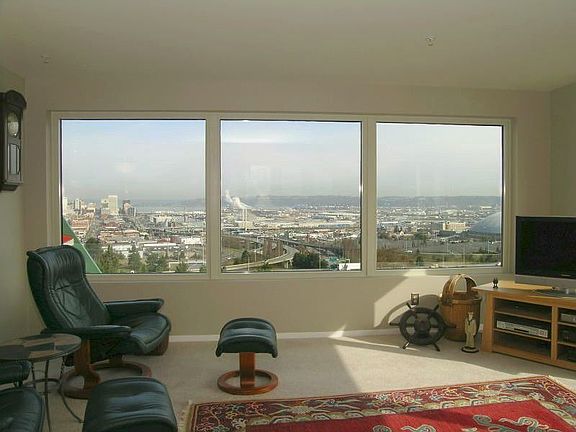 Living Room w/View