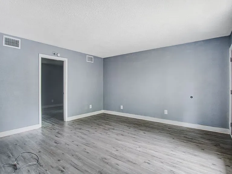2307 S Fraser St — Photo 20