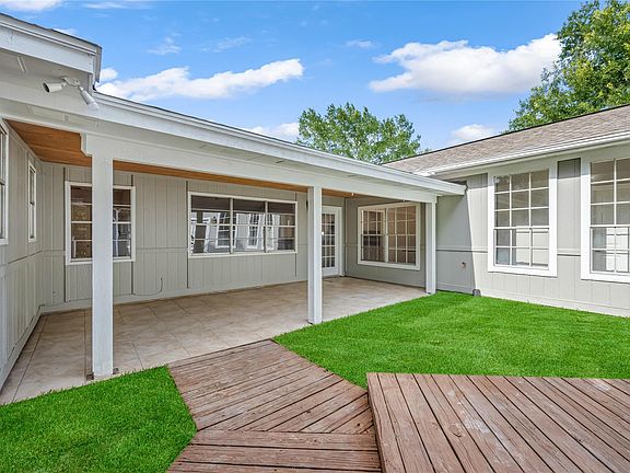 5th image of 9806 Tanager Ln