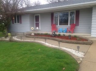 303 E Central St, Raymond, IA 50667