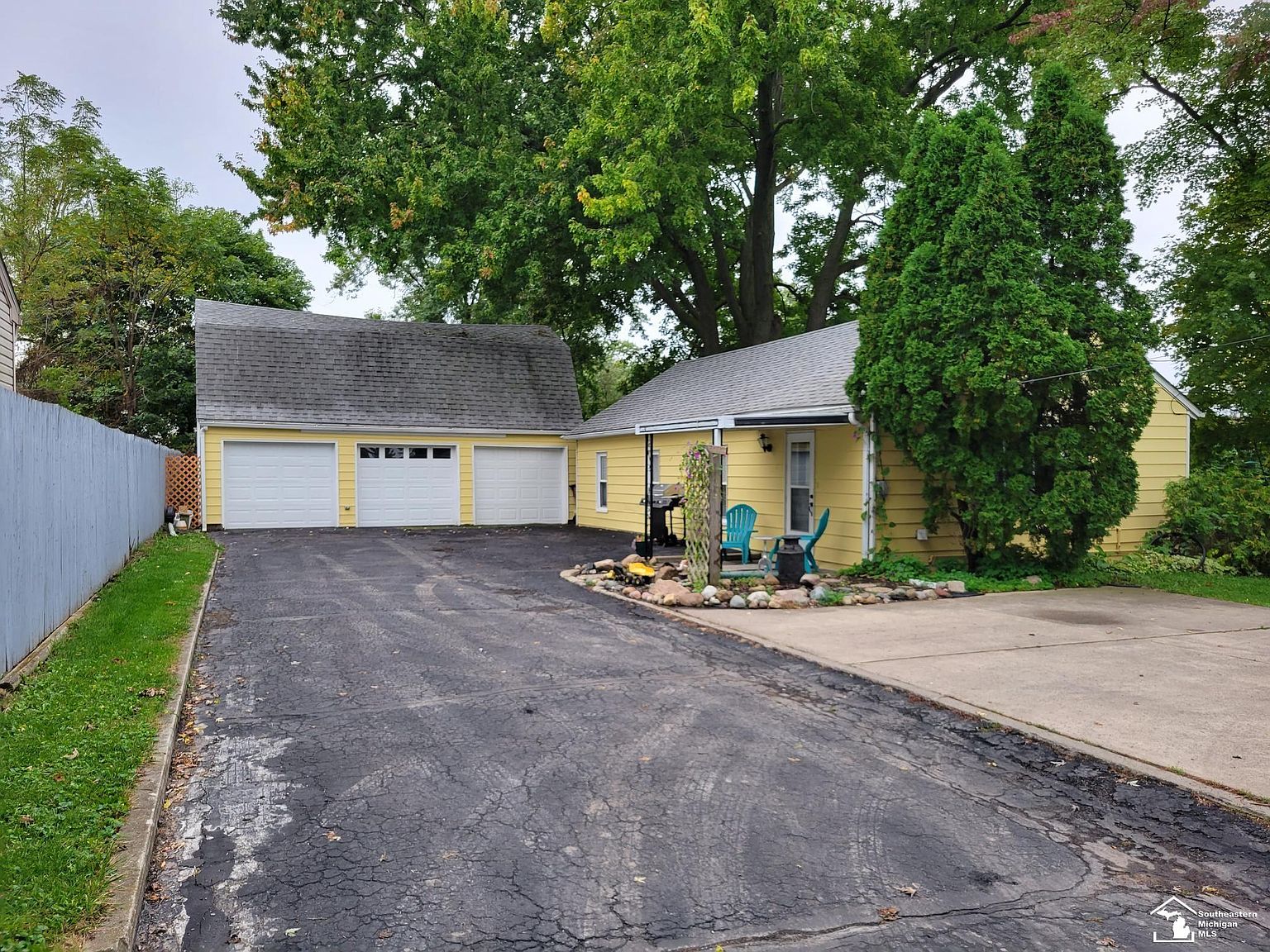 5829 E Dunbar Rd, Monroe, MI 48161 MLS 50123481 Zillow