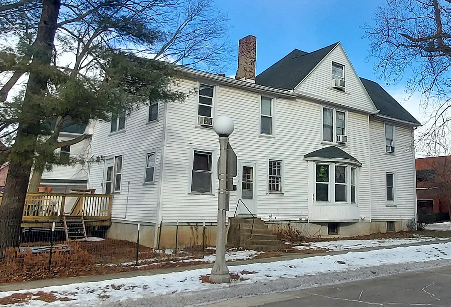 Huge sunny vintage 4bedroom apartment — Photo 1