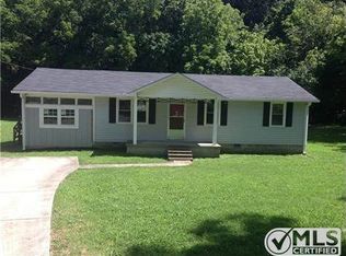 517 Water St, Charlotte, TN 37036