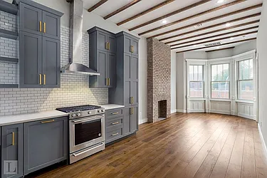 Rented by Living New York