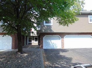 1838 Southpointe Ter, Eagan, MN 55122