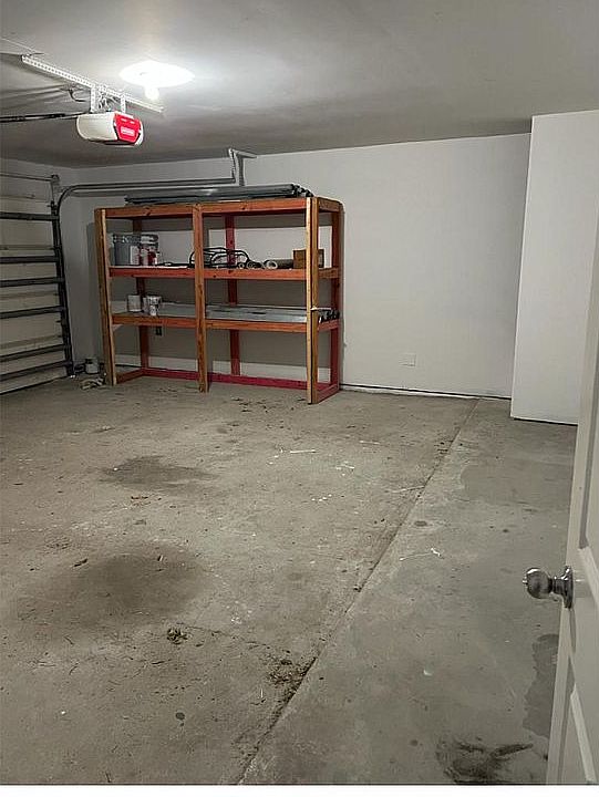 1st image of 887 Driftwood Ln