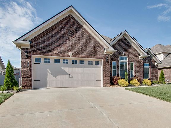 3rd image of 4740 Kingdom Dr