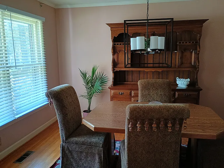 340 Brookside Dr — Photo 15