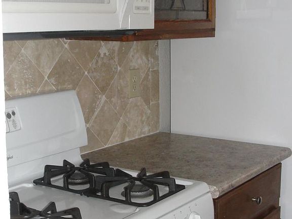 3rd image of 3104 Voss Dr APT A