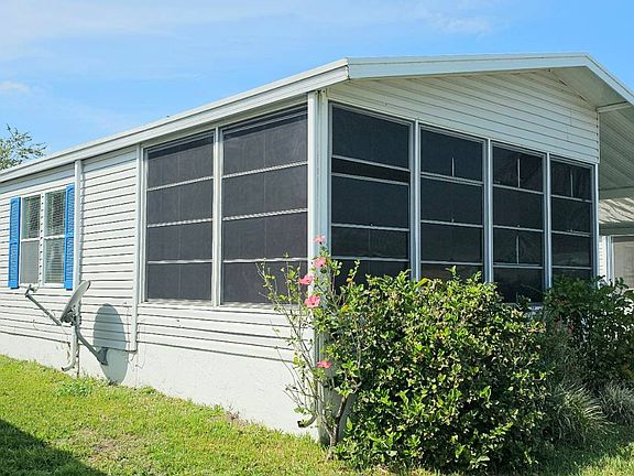 4th image of 386 Bimini Cay Cir