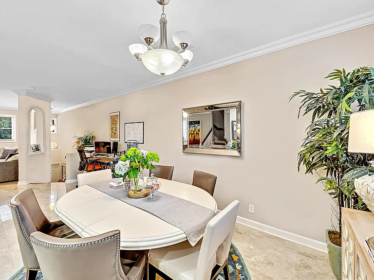 323 Bayfront Dr — Photo 17
