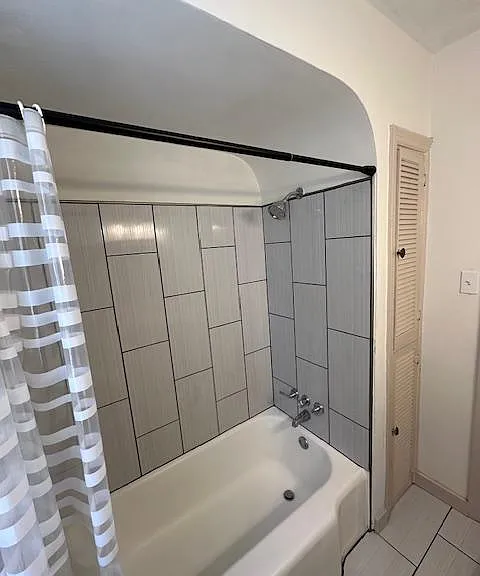 756 S Graham St — Photo 15