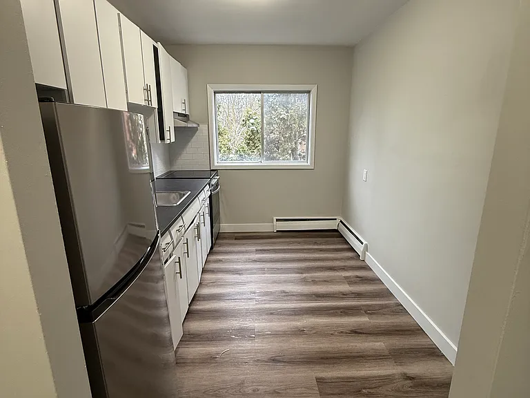 29 Cartwright St #3 — Photo 8