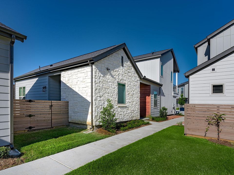Outdoor of parcHAUS at Paloma Creek rental home