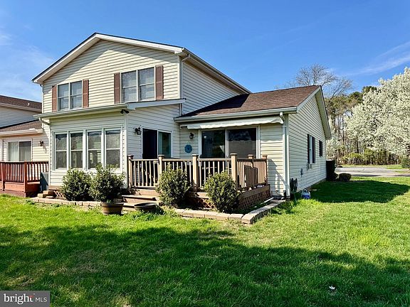 3rd image of 2008 Bridgepointe Dr