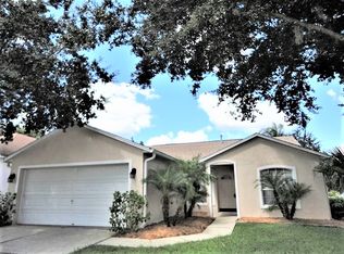 29333 Yarrow Dr, Wesley Chapel, FL 33543