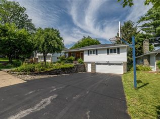 108 Hatherly Rd, Syracuse, NY 13224