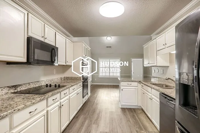 6519 Daybreak Dr — Photo 6