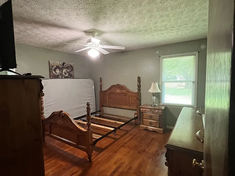 429 N Thornton Rd — Photo 15