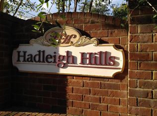 2212 Hadleigh Hills Ct, Navarre, FL 32566
