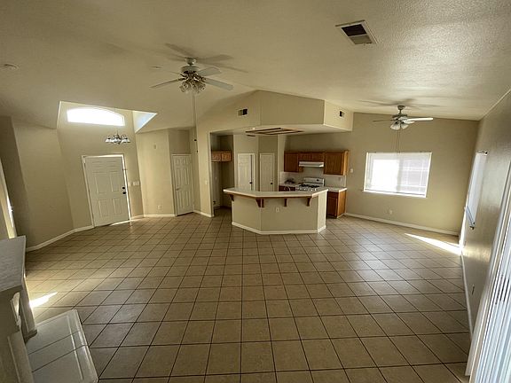 5th image of 171 N Filbert Ave