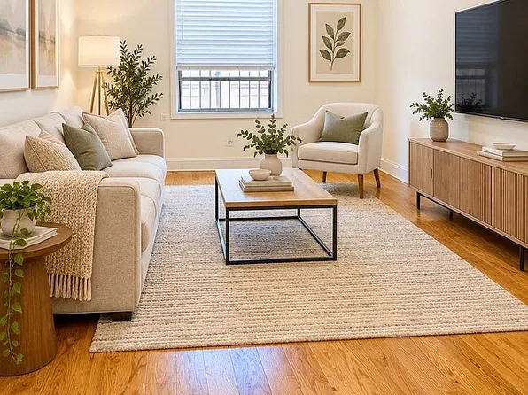 45-08 40th St APT C34, Queens, NY 11104