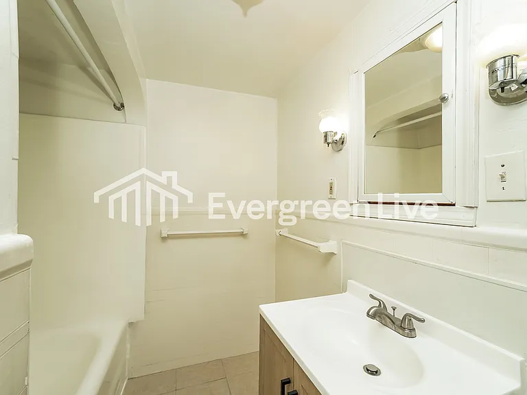 864 Packard Dr — Photo 14