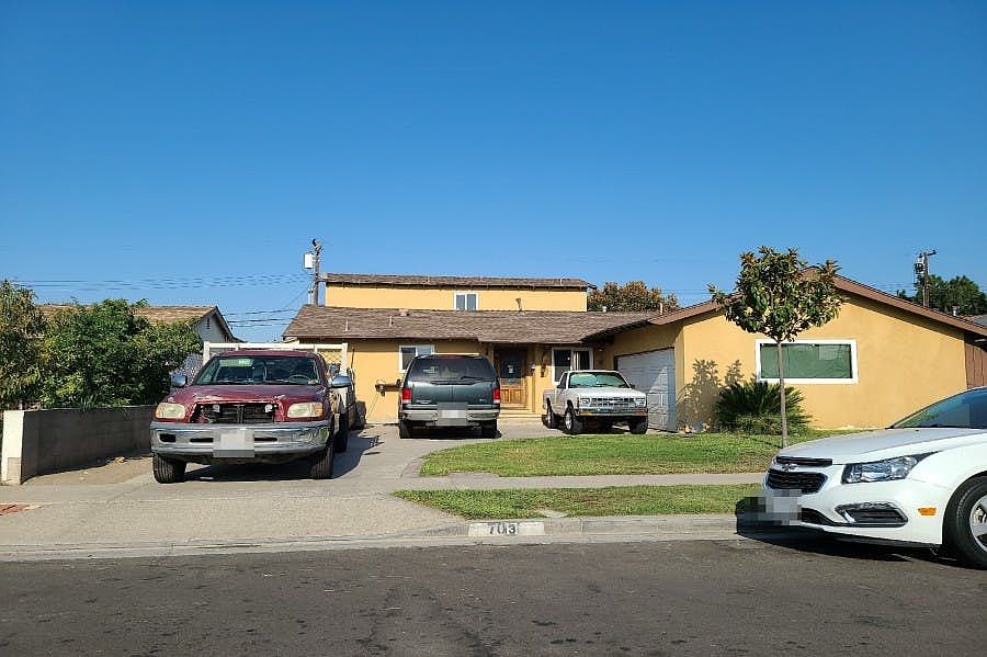 1st image of 703 S Roanne St