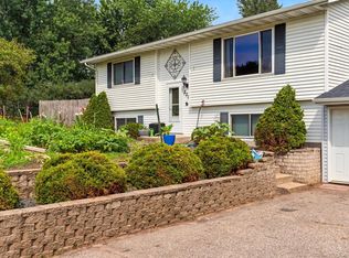 2010 Franklin St, Onalaska, WI 54650