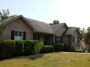 31 Montvale Dr, Dawsonville, GA 30534