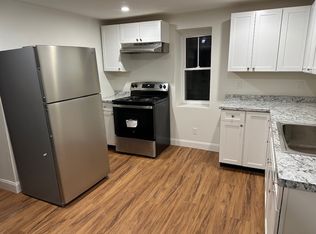 13 Center St #5, Skowhegan, ME 04976
