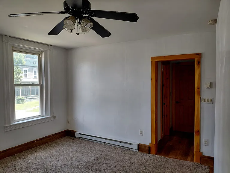25 S William St #4 — Photo 3