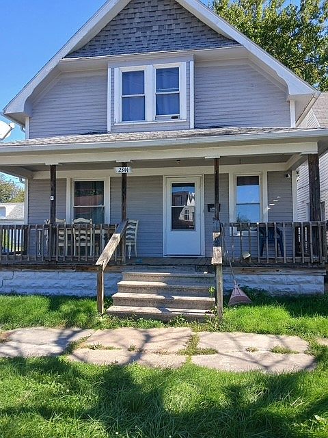 1st image of 2344 Elm St