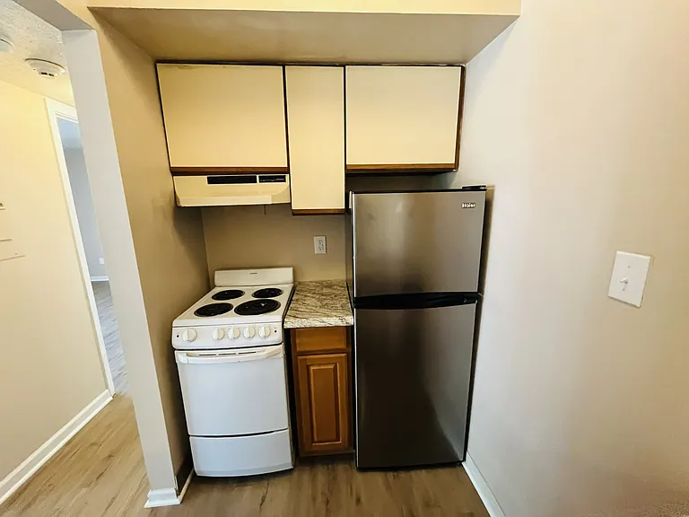36 Pacific Dr — Photo 9