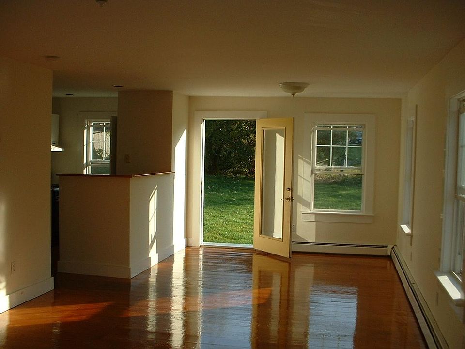 Living Space facing back yard and patio