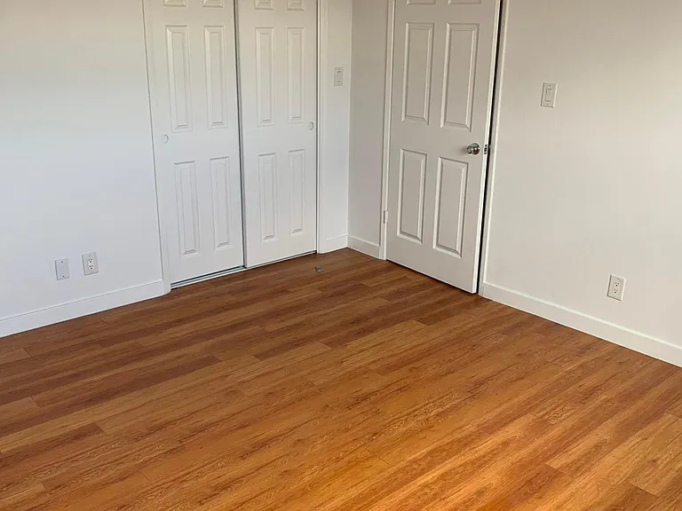 1045 S Sherbourne Dr #304 — Photo 8