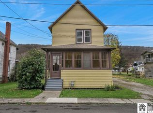 16 Penn Ave, Salamanca, NY 14779