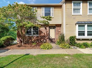 301 Quail Run Rd, Venetia, PA 15367