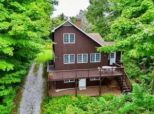 194 Lighthouse Point Rd, Isle La Motte, VT 05463