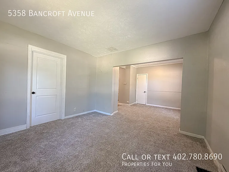 5358 Bancroft Ave — Photo 4