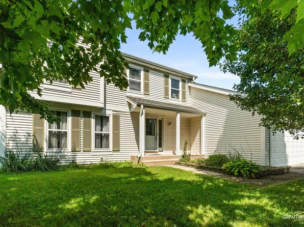 202 Mistwood Ln, North Aurora, IL 60542