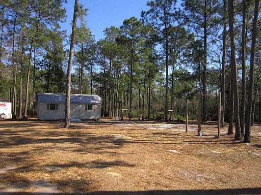 3rd image of 152 Live Oak Dr