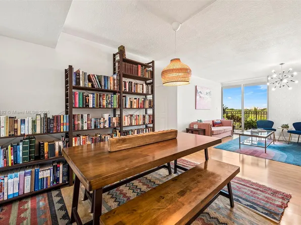 1650 SW Coral Way #707, Miami, FL 33145