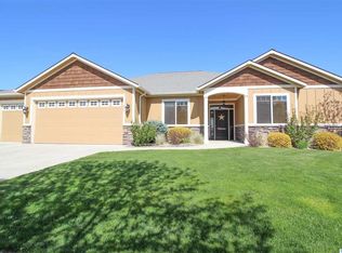 800 SW Center St, Pullman, WA 99163