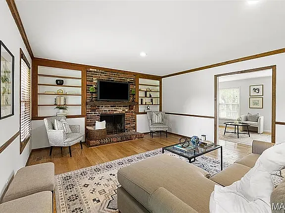 14217 Dinsmoor Dr — Photo 17