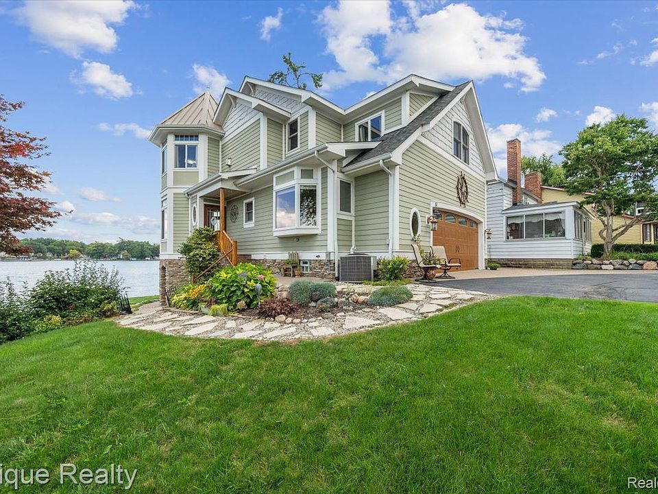 51 Crescent Ave, photo 9