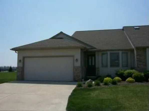 430 Cottonwood Ln, Saline, MI 48176