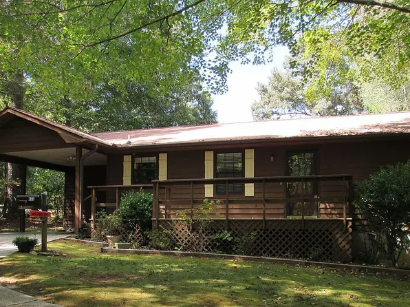 622 Wesley Mountain Dr, Blairsville, GA 30512