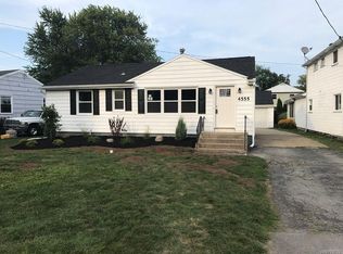 4555 Oxford Ter, Hamburg, NY 14075