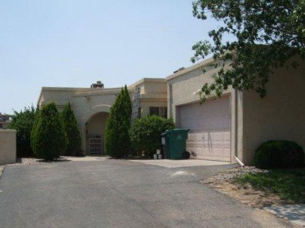 1928 Lee Loop NE
